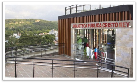 Fachada de la Biblioteca Pública Cristo Rey